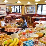 Ibis Hotel 3*