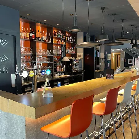 ホテル イビス ムラン