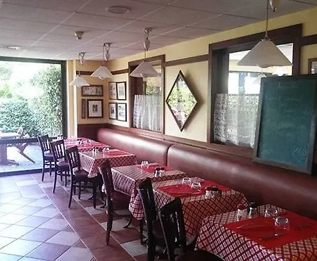 Ibis Hotel 3*