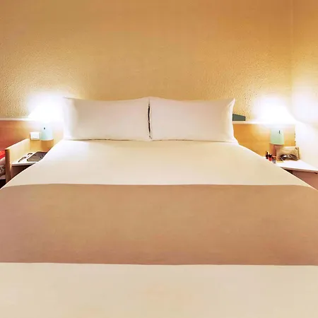 イビス 3* ムラン