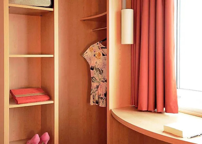 Ibis 3*