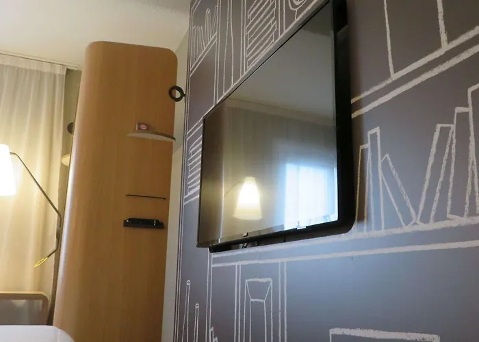 ホテル イビス ムラン