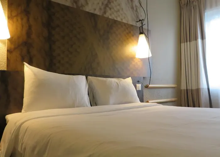 Ibis 3*